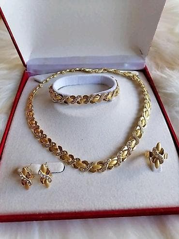 Setovi 2900 din
💋