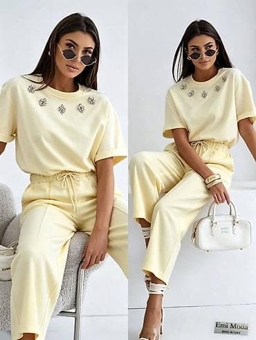 isteki za ledja: Komplet - majica i pantalone sa ukrasnim aplikacijama - Dvodelni — 2