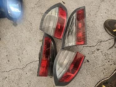 reducir 150 na 120: DESNI STOP FORD SMAX | Na sasiji 30 na gepeku 30 — 1