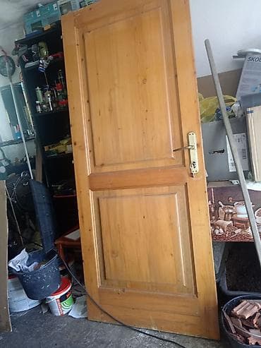 polovni aparat za varenje: Visina vrata 202cm a širina 84 cm bez štoka imaju šarke bravu — 1