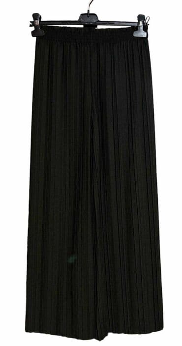 pantalone i kosulje za punije dame: Plisir pantalone za punije
1600 — 3