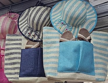 butik 13 kompleti: Kompleti za plažu – šešir, torba i papuče Setovi za plazu Torba 3u1- — 2