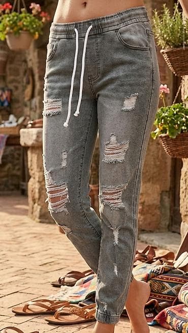 Ženske trenerke/džoger farmerke u sivoj “washed” nijansi sa na lalafo.rs Ženske trenerke/džoger farmerke u sivoj “washed” nijansi sa