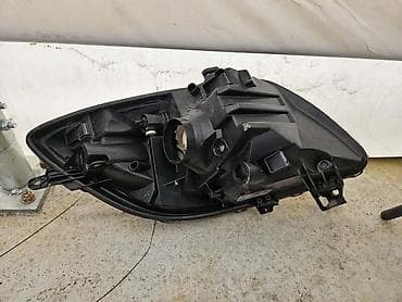 auto prikolice galeb cene: FAR ZA TOYOTA YARIS OD 2005. DO 2011. GOD. - 09900736 — 2