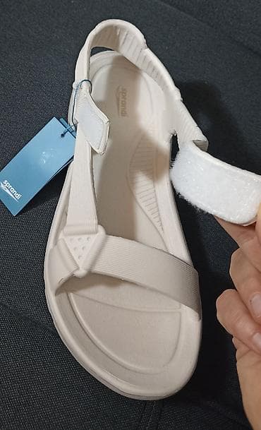 waterproof obuca muska: Skejt/trek sandale Sprandi – bele, nove,nikad nosene 42. Izlivene od — 3
