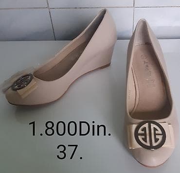 aldo sandale na stiklu: Bež salonke na punu petu - Veličina: 37 - Cena: 1.800 din - Dizajn — 1