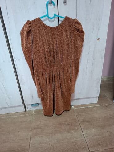 tech fleece s: M, color - Gold, Long sleeves — 1