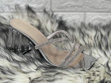 nike papuce benassi: 2200din
.
36-40 — 8