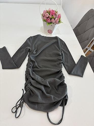 satovi mini focus: Siva haljina marke Cropp, veličina S. - Model sa dugim rukavima i — 2