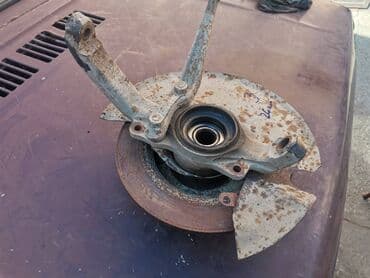 glavcina zadnjeg tocka zastava: Glavcina desnoga prednjeg tocka Lada 21214 Niva 26mm br.3. Polovna — 8