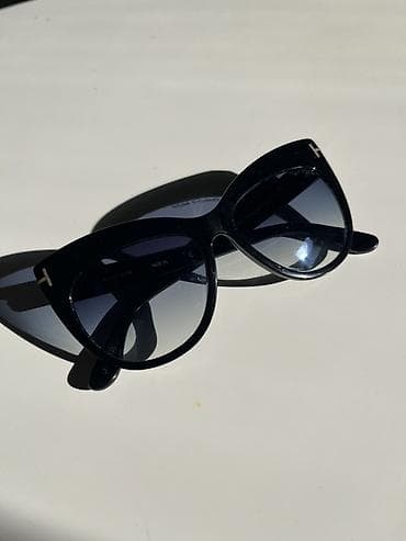 Other Accessories: Tom Ford ženske sunčane naočare – model Nika TF523, boja 01W (crni — 6