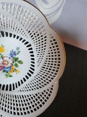 porcelanske solje za caj: Bombonijera nova Cluj Napoka porcelan iz 70ih. Porcelanska rumunska — 9