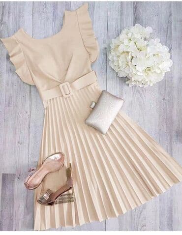 poslovna torba ženska: Haljina
S М L XL
2600 din — 1