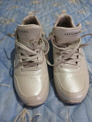 minđuše za nebušene uši: Skechers, 40, bоја - Siva — 1
