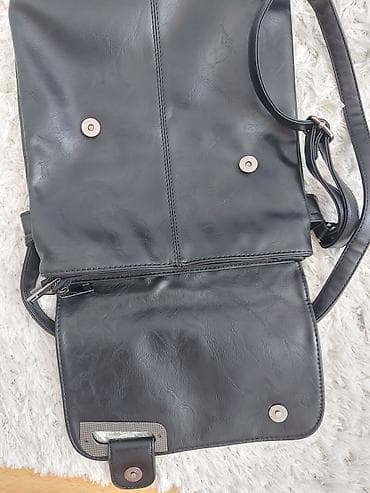 crni sobranie cena: Crna torba preko ramena (crossbody) od eko kože - Materijal: mekana — 4