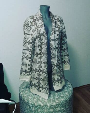 Kape i aksesoari: S (EU 36), M, L, Vuna, Geometrijski — 2