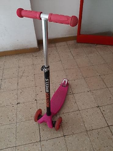 Trotineti, skejtbordovi i hoverbordovi: Trotinet — 2