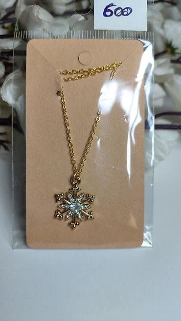 sakoi sa perjem: Zlatni lančić sa priveskom pahuljice - Materijal: metal u zlatnoj — 3