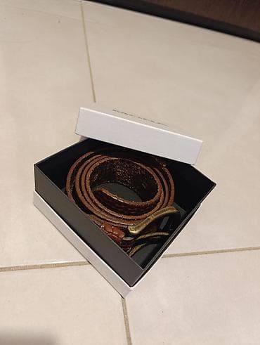 mona black friday: Mona kožni kaiš – braon, reljefni uzorak, masivna kopča - Materijal — 3