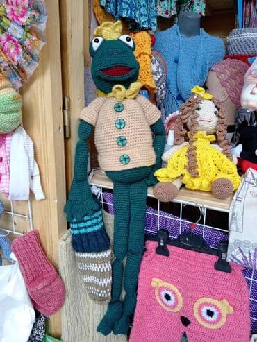 slon plisana igracka: Heklana igračka Žaba 🌈 U svet mašte vodi te končić po končić… 🧶💫 Naše — 2