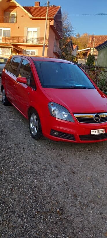 polovne automobile: Opel Zafira: 1.9 l | 2006 г. 330000 km MPV Body Type — 5