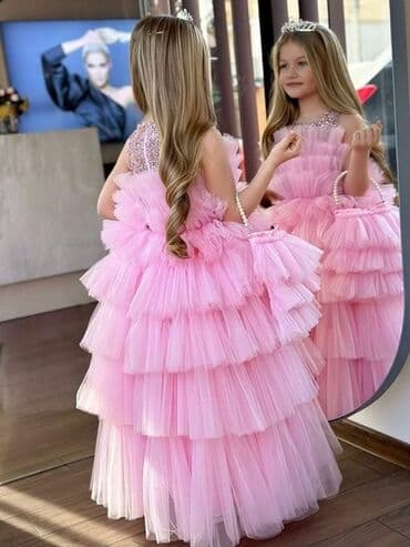 leprsave haljine do kolena: 2 do 12 god 6900 din — 5