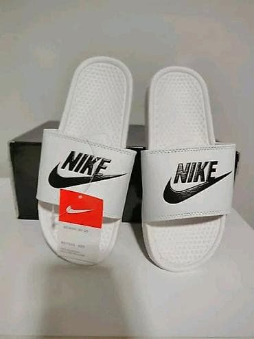 Papuce 36-46 
Cena 2000 dinara
💋