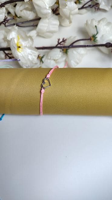 torba za plazu sinsay: Ručna narukvica sa priveskom srce - Dekorativni privezak: metalno — 2