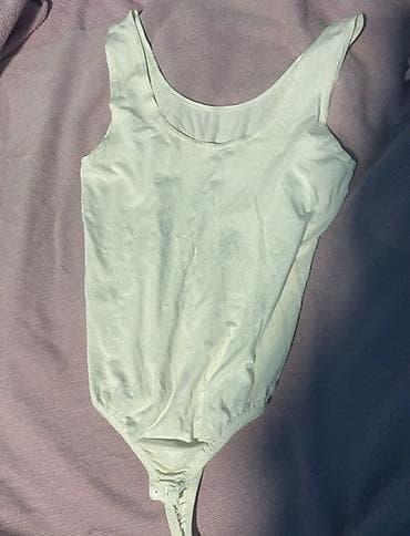 Bodi: Odgovara za S/M/L rastegljiv je jako — 1