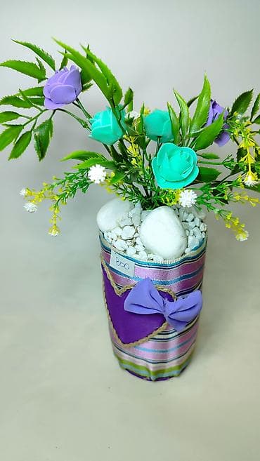 ormari sa ogledalima: Dekorativna aranžmanska saksija sa veštačkim cvećem - Ručno rađen — 4