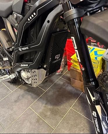 skuter: 79Bike Falcon GT – električni dirt bike visokih performansi - Snažan — 3