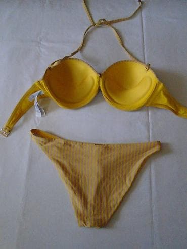 second hand kod goce: Censored kupaći, donji deo M a gornji 80D (etikete sa veličinama su — 2