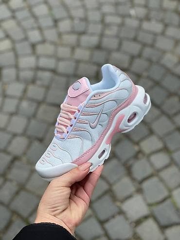 Nike patike, brojevi 36 do 41 na lalafo.rs Nike patike, brojevi 36 do 41