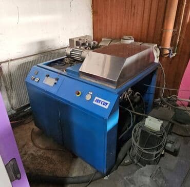 kupujem prodajem razno alati: Water Jet Švajcarski. Švajcarski Water Jet 2000x4000mm sa kopirnom — 2