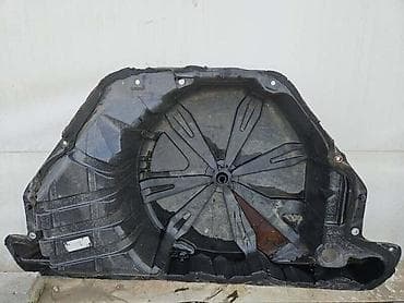 klapna gasa clio 2 cena: PLASTIKA REZERVNOG TOCKA ZA RENAULT SCENIC ZA 2005. GOD — 1