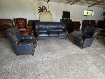 Furniture: Kožna garnitura tamno sive boje, idealna za dnevni boravak ili — 2