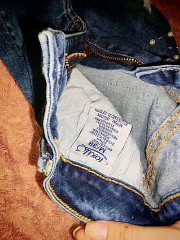 Trenerke: Ženske farmerke – nekoliko para Cena za dva para koju imaju ostecenja — 19