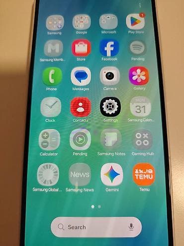 hagi vagi 1: Samsung Galaxy A34 5G – srebna boja Glavne karakteristike: - Ekran — 2