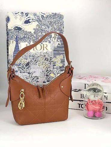 opposite torbe akcija: Tašne 
pk — 8