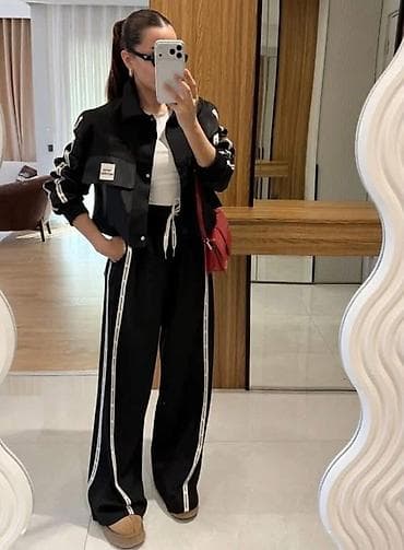 mac karmini cena: 03. L. 🫶🫶🫶 - Komplet stigao u četiri boje - Veličine : S M L XL - Cena — 4