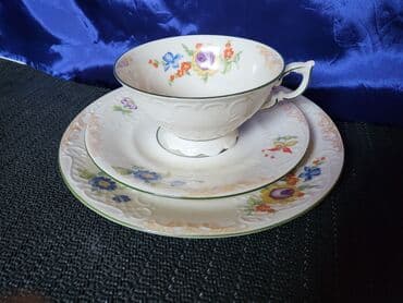 solje za caj: Set Kahla porcelan Nemacka 1957+. Set nigde okrzan,napukao,polomljen — 4