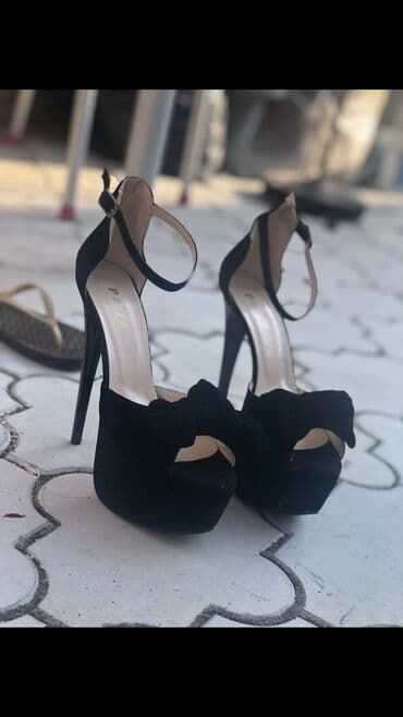 cipele sa platformom na stiklu: Sandale, 38 — 2