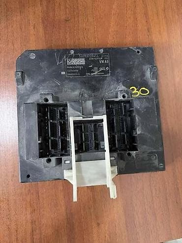 BODY CONTROL MODUL ZA VOLKSWAGEN GOLF 7 - 5Q0937084CL | Body Control