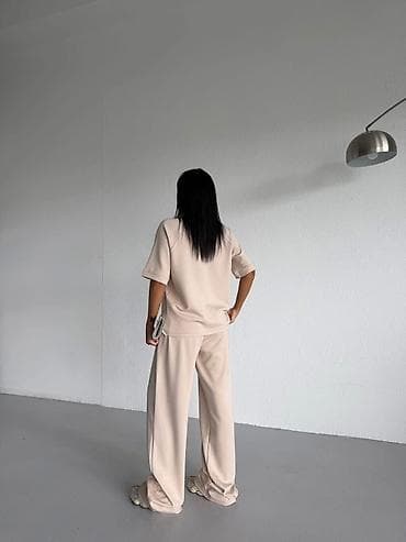 majci: Dvoslojni ženski komplet – široke pantalone i oversized majica kratkih — 4