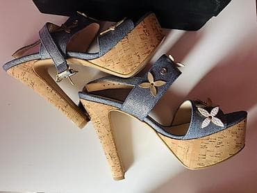 zenske kozne sandale: Trussardi Jeans ženske sandale – platforme sa štiklom - Model — 2