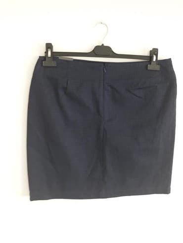 Suknja YESSICA 42 Nova cena 800 pamuk elastinteget crna sirina — 2