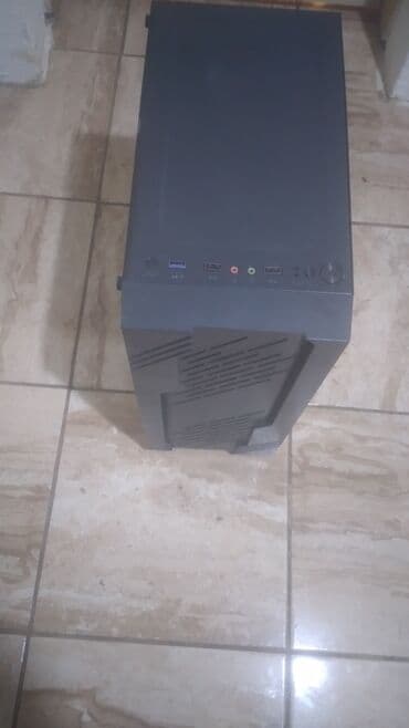 Skeneri: Gejming/radna desktop konfiguracija Specifikacije: - Procesor: Intel — 5