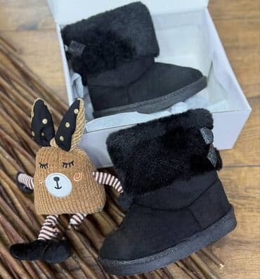 kozna obuca novi pazar: Nove čizmice Cena 2700 Vel. od 23 do 35 broja. P/022 poručivanje u — 11