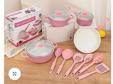 Cena 4200 din 🥘 Set Royal Mark predstavlja set visokokvalitetnog