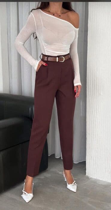 pantalone 38: 09. Pantalone 
Uvoz Turska
Veličine: 38 40 42 44 46 48 — 3
